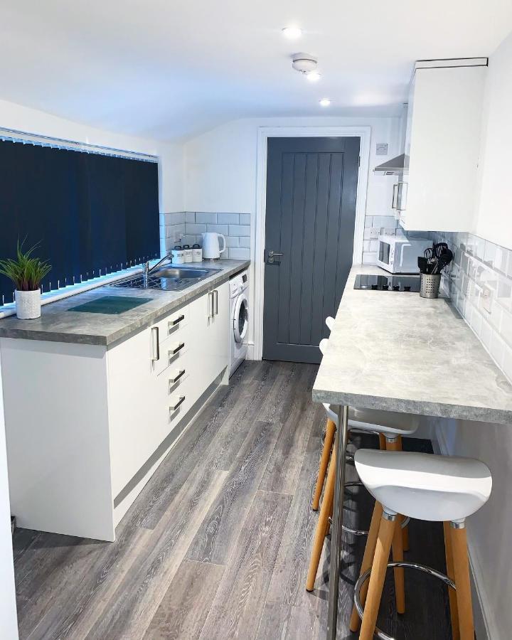 Albert Luxury Hottub & Jacuzzi Apartments Blackpool Ngoại thất bức ảnh