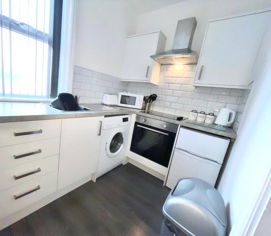 Albert Luxury Hottub & Jacuzzi Apartments Blackpool Ngoại thất bức ảnh